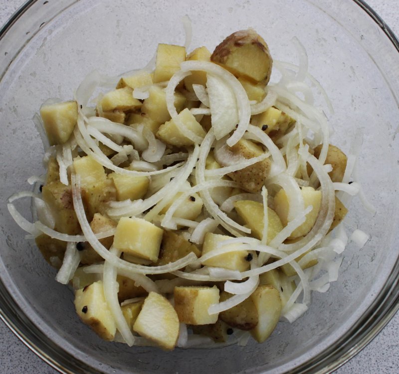 garlic roast potatoes.jpg